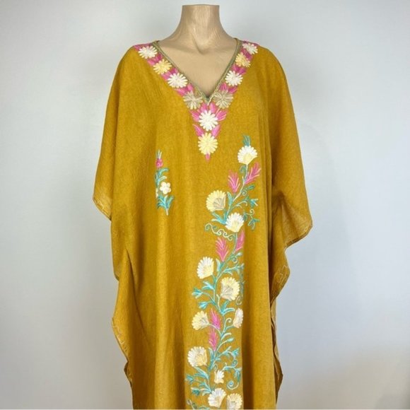 Vintage Dresses & Skirts - Vintage 70’s African Style Cotton Kaftan. One size.